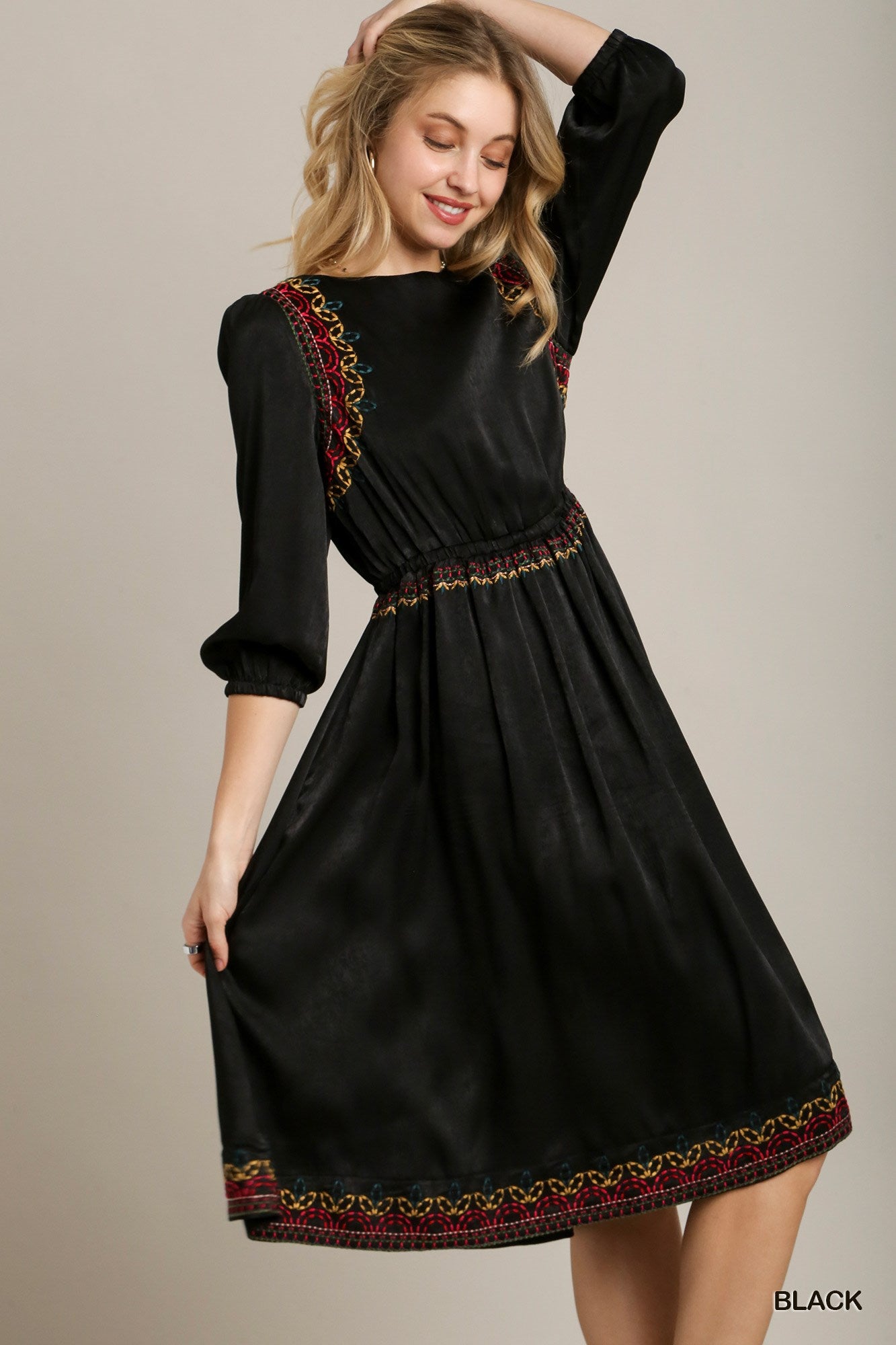 Embroidery Midi Dress